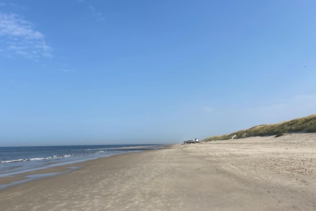 Strandhuisje Freek, 900 M Van Zee En Strand 卡兰茨奥赫 外观 照片